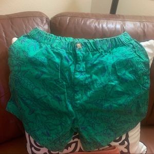 Men’s chubbies shorts size Med